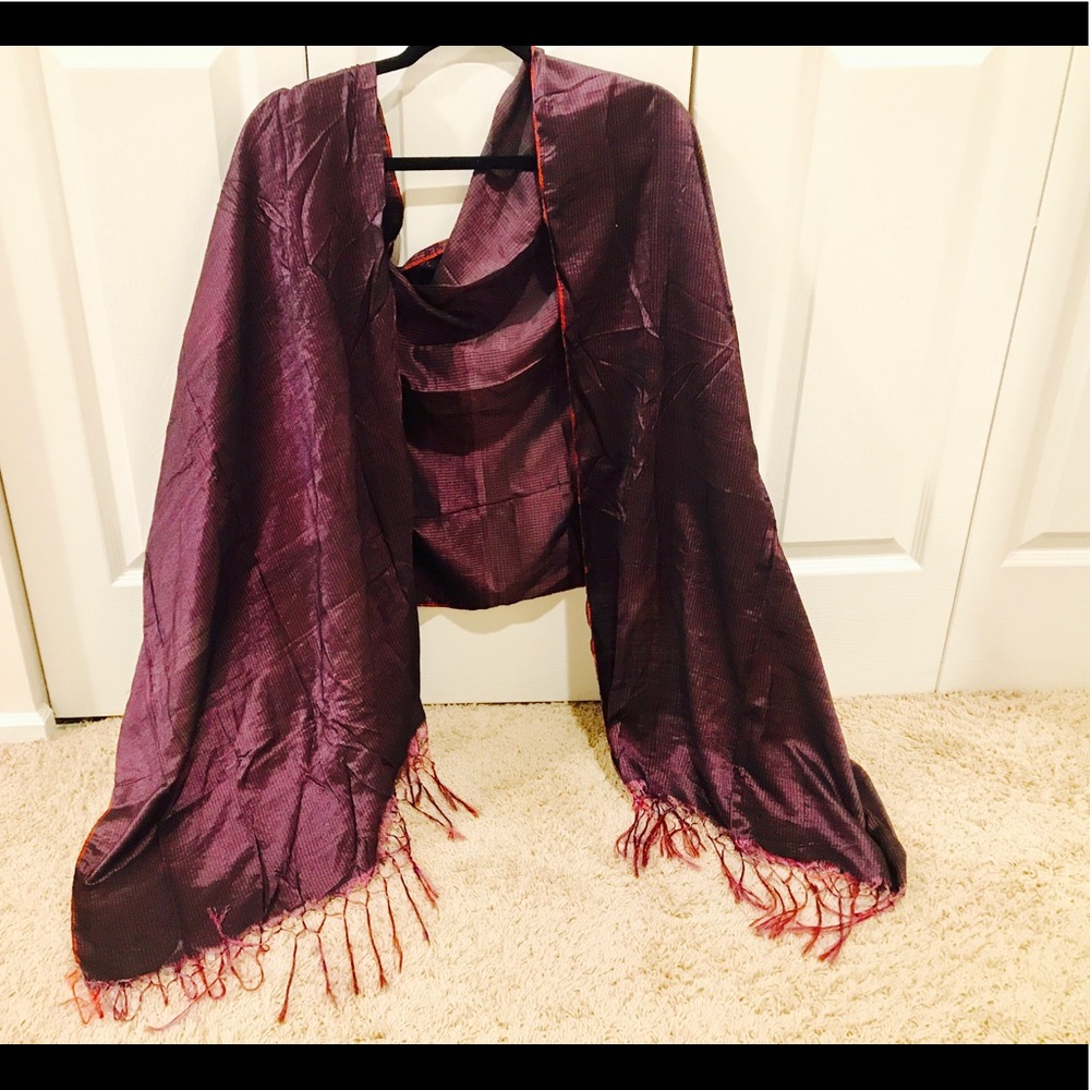 NWT Soft scarf with fringe
